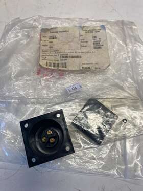 Px0756 Bulgin Limited Px0756/s - Socket Sealed Bulkhead 3 Way 10a Screw Terminal
