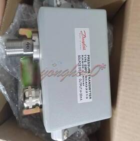 084g2213 Danfoss 1pcs New Pressure Transmitter Sensor