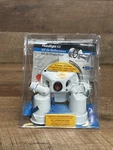 Thomas And Betts CS902 White Red Dot Floodlight Kit 150W PAR-38 Max New. Fixed Price $39.99.