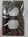 Sierra Electric 63 Pb Dark Brown Duplex Outlet Wall Plate Cover Made In Usa Nos. Fixed Price $9.84.
