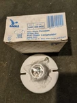 Eagle Porcelain Ceramic Pull Chain Lampholder W Outlet 659-BOX -250V Nos. Fixed Price $16.42.