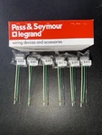 Pack Pass & Seymour PTRA6-SOL Plug-tail Right Angle Connector Inch Solid. Fixed Price $29.99.