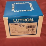 Lutron Seetouch Wallstation Control White Preset Qswhs-gen-pl. Fixed Price $135.00.