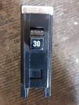 Cutler Hammer Quick Lag Breaker 30A 120/240V M-1640 E7819. Fixed Price $8.99.