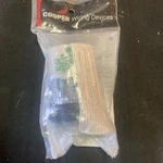 Cooper Wiring 8269 Hospital Grade 2-POLE 3-WIRE Grounded Connector, 15 Amp Clear. Fixed Price $7.99.