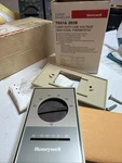 Honeywell T651 2028 Light Duty Line Voltage Heat-cool Thermostat. Fixed Price $50.00.