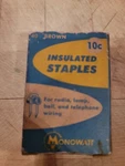 VINTAGE40CT Monowattbrown Insulated Staples Original Box GE2540-2P -GB6. Fixed Price $10.00.