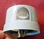Nos Fisher Pierce 6650N-ELS Extended Life Photoelectric Lighting Control Twist. Fixed Price $23.95.