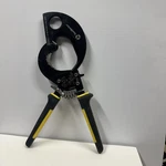 Southwire CCPR400 Heavy Duty Ratcheting Cable Cutters For 750 Kcmil Copper 10.... Fixed Price $109.00.