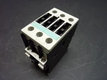 Siemens 3RT1023-1A Motor Starter Contactor 40A 600V COIL-110/120VAC (31372). Fixed Price $9.99.