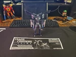 Transformers Prime First Edition Starscream Deluxe Complete. Fixed Price $90.00.