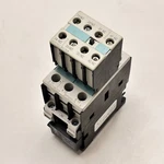 Siemens 3RT1023-1A Motor Starter Contactor 40A With 3RH1921-1FA22. Fixed Price $18.99.